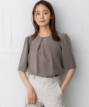 【WEB限定】フィブリルシャーティング パワショルダーブラウス