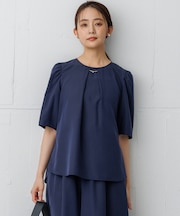 【WEB限定】フィブリルシャーティング パワショルダーブラウス