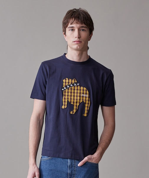 新色登場！【毎シーズン大好評】【UNISEX】ファブリックワッペン バックブルTシャツ