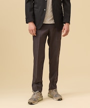 驚きの軽さ【洗える / 高通気性 / ストレッチ性 / 防シワ】プレーンウィーブ スラックス / ノータック