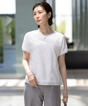 【洗える】シアーエンブロイダリー カットソー