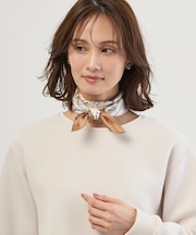 Traditional print  スクエア スカーフ