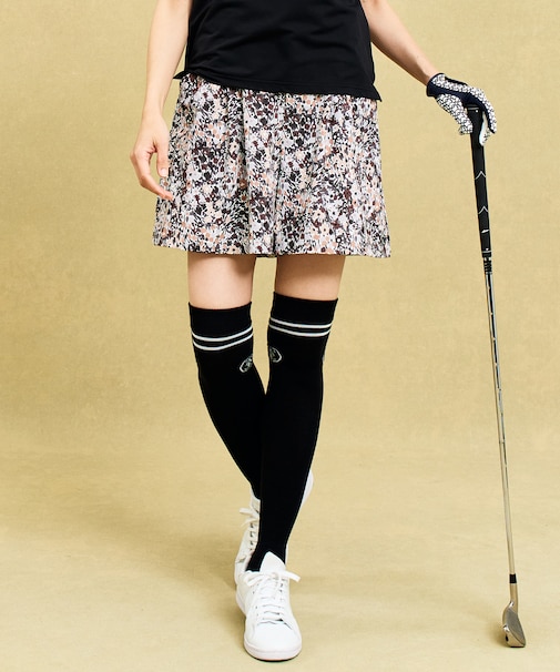 【WOMEN】【接触冷感/撥水/UVカット】フラワーショートパンツ　一気に華やかになるヘルシーな総柄