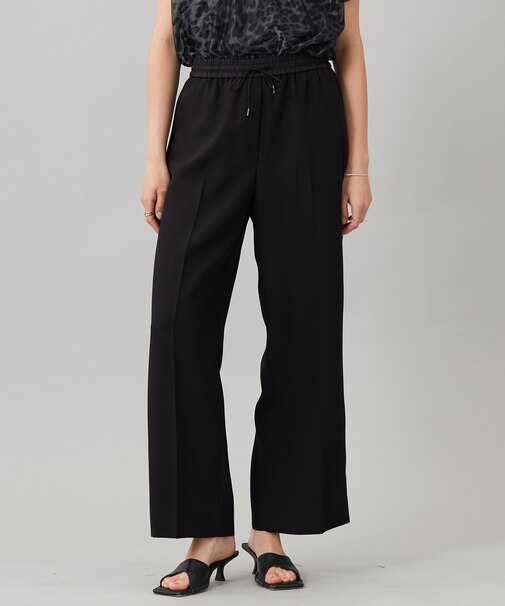 【新色追加・UVケア・接触冷感・速乾・防シワ・洗える】 FluidBackSatin ワイドパンツ