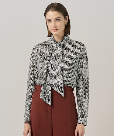 【30th ANNIVERSARY】 モノグラムプリントスムース ボウタイブラウス