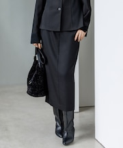 ウォームサテン Iラインスカート