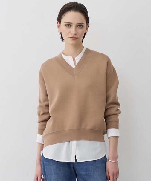 コットンポリエステルスムース Vネックニット