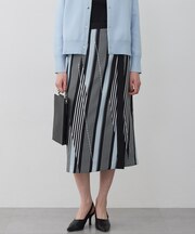 ランダムストライププリント ストレートスカート