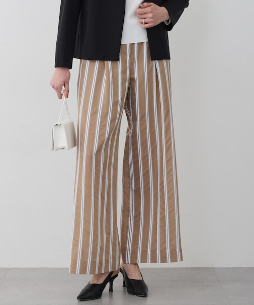 サッカードビーストライプ ワイドパンツ