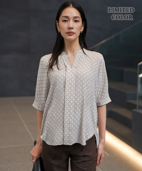 新色追加・WEB限定カラーあり】BackSatinAmunzen 5分袖キーネック