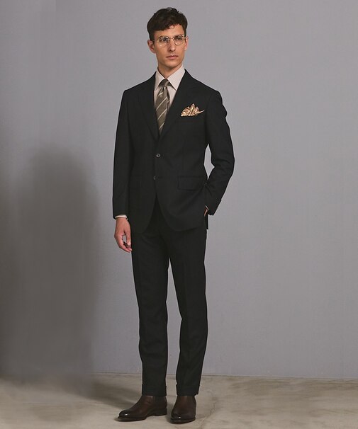 シワになりにくい【御幸毛織/みゆきけおり】DRY SPINNER(ドライスピナー)スーツ_ブラック