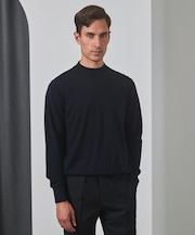 25年新作【洗える/チクチクしにくい/ピリングしにくい】イタリア糸 ハイゲージ カバーネックニット_WOOL100%