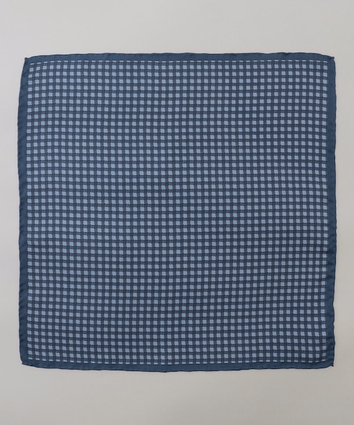 首にも巻ける【2WAY/日本製】シルク100% ポケットチーフ(チェック柄)