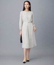 ライトサテン ワンピース