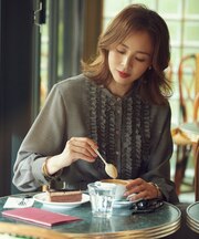 【セットアップ対応・洗える】ハイツイストビエラフロントフリル ブラウス