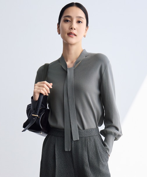 【洗える】レーヨンストレッチブラウスライク ニット