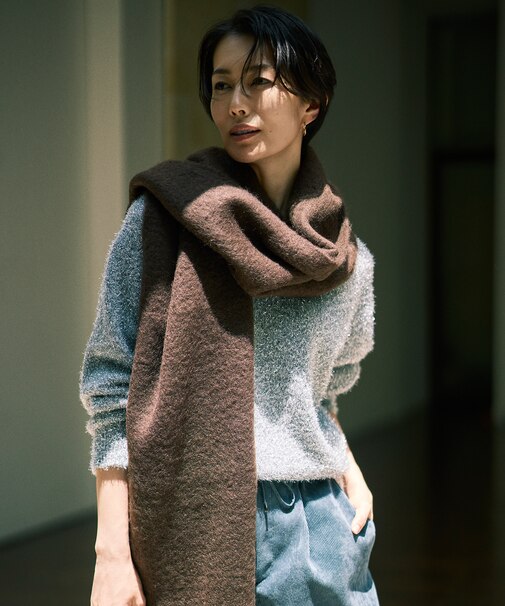 【カタログ掲載】フェザーラメプルオーバー ニット