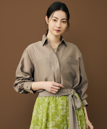 【カタログ掲載・羽織りとしても】シャイニーオーガンジーシアー シャツ