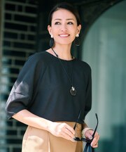 【カタログ掲載・人気素材・NEWデザイン】ラスティックメッシュラグランスリーブ ブラウス