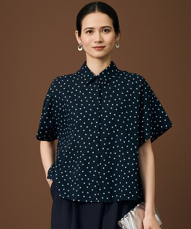 【WEB&一部店舗限定・サラリ触感】コットンサッカープリント シャツ