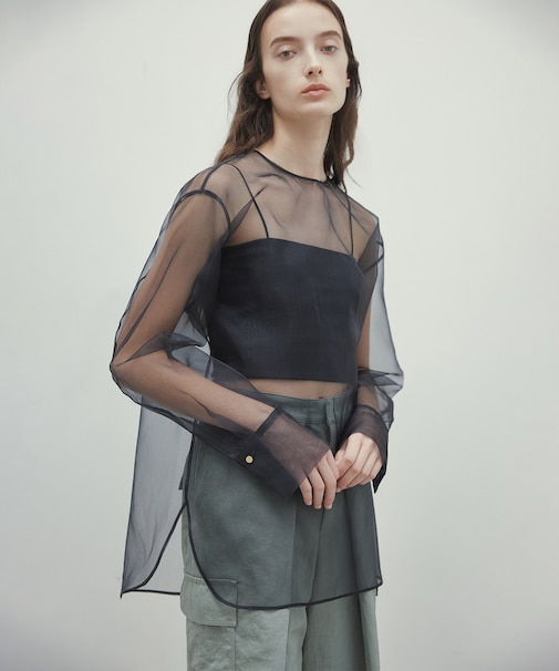ERICA / シルクシースルークルーネックブラウス