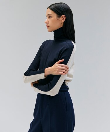 【洗える・VERY NaVY12月号掲載】LA MONNAIE / バイカラーウールタートルニット