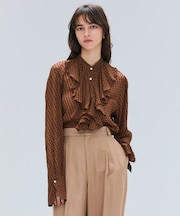 CALLERRY / シルク混ドットラッフルブラウス