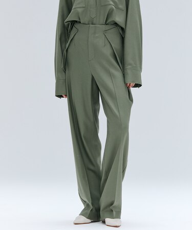 【Oggi掲載】TERNES / 変形タックウールワイドパンツ