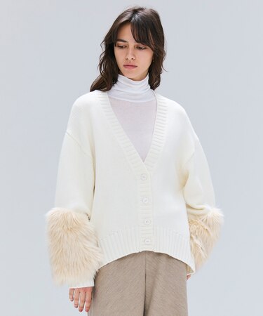 【洗える】CHESTER / フェイクファーVネックカーディガン