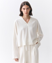 RUE / ドライタッチVネック配色ステッチブラウス