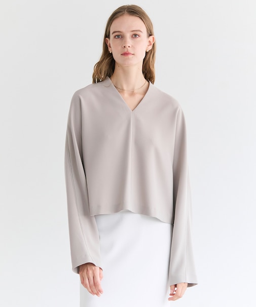 RUE / ドライタッチVネック配色ステッチブラウス