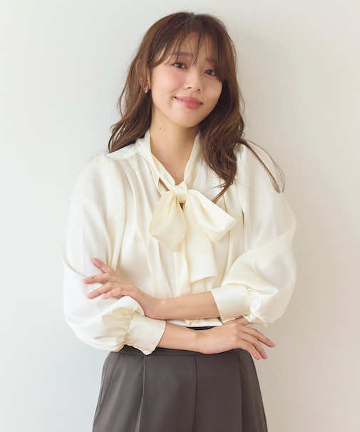 【洗える】サテン ボウタイブラウス