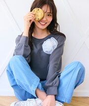 【洗える】ローズコサージュ ダンボールプルオーバー