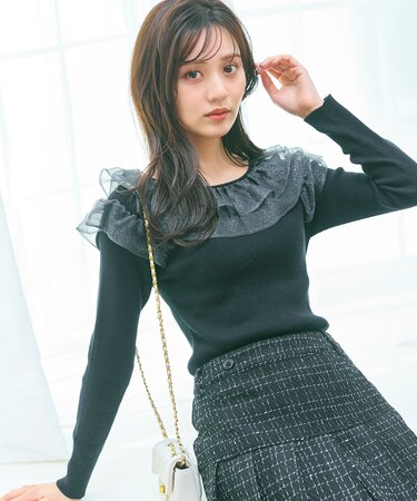 襟フリル ニット