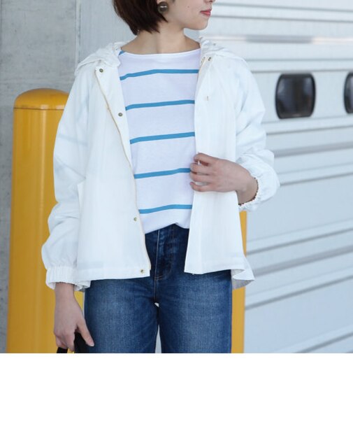 ライトマウンテンパーカー