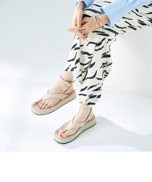 【CORSO ROMA 9/コルソローマノーヴェ】アンクルベルトトラックソールトングサンダル