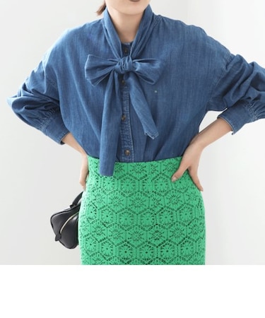 ＜飯豊まりえさん着用＞デニムリボンタイブラウス