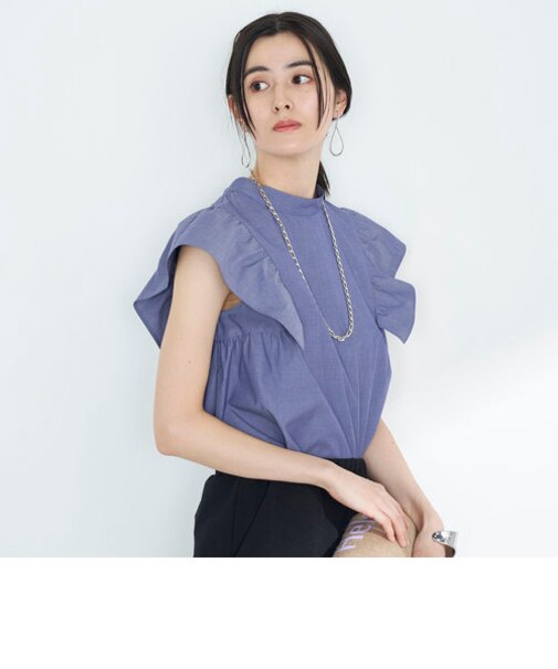 ◇【WEB限定】前後2WAY袖フリルパール釦ブラウス