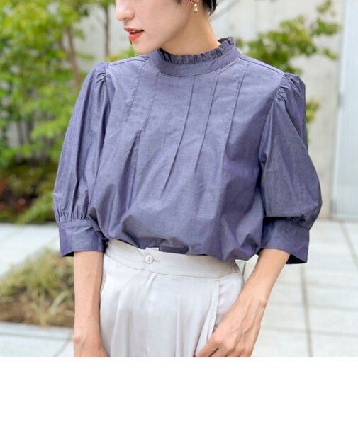 スタンドフリルブラウス
