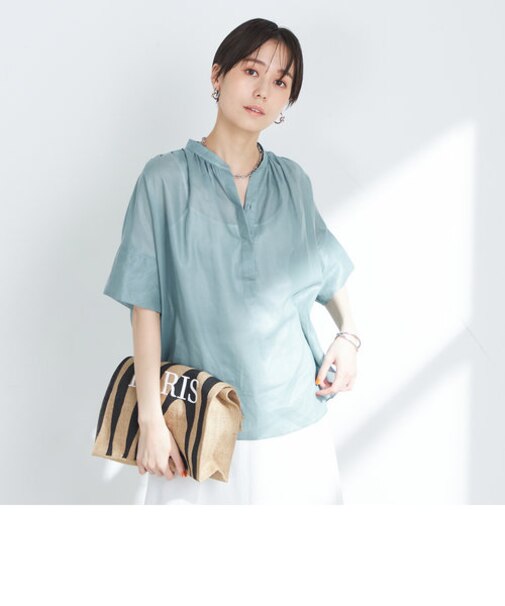 シアーギャザーブラウス