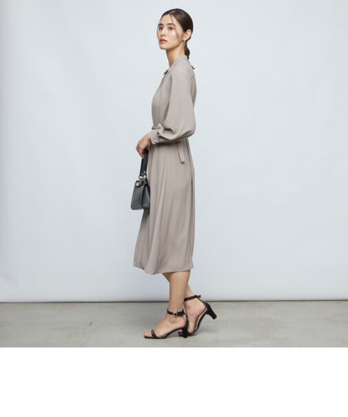 バックサテンタックパール釦ワンピース