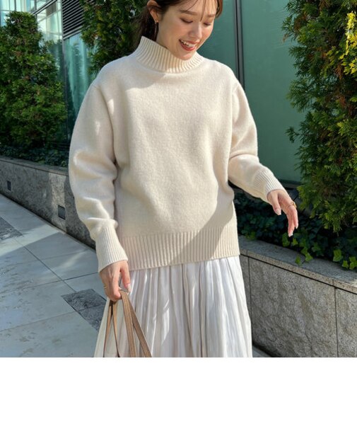 カシミヤ混MUSICハイネックプルオーバーニット