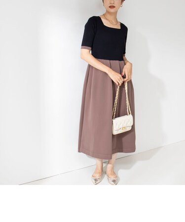 《手洗い可能》フィット＆フンワリニットワンピース