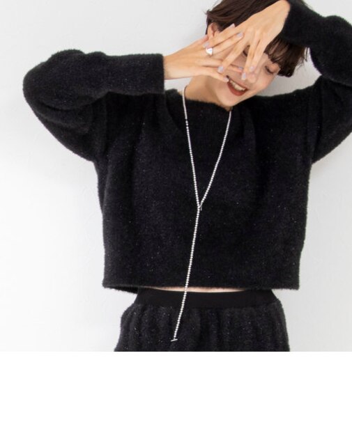 ボールロングネックレス