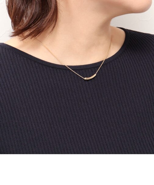 スリムカーブトップネックレス