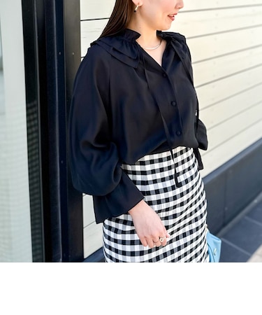 シアーフリルブラウス