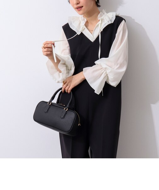 シアーフリルブラウス