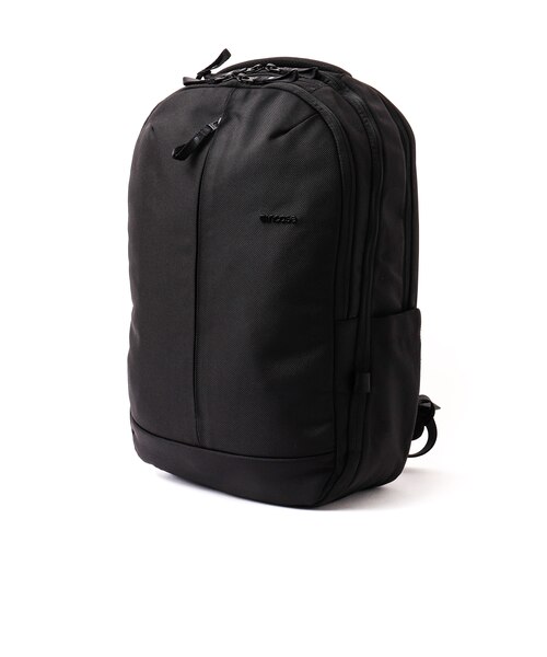 Incase/インケース】Tracks Backpack 25L|ノーリーズの通販|&mall Incase/インケース】Tracks Backpack 25L|ノーリーズの通販|&mall