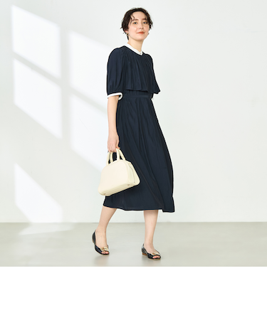 ウォッシャブル割繊ケープ風ワンピース