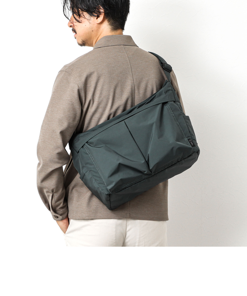 【SML/エスエムエル】別注ヘルメットショルダーバッグM